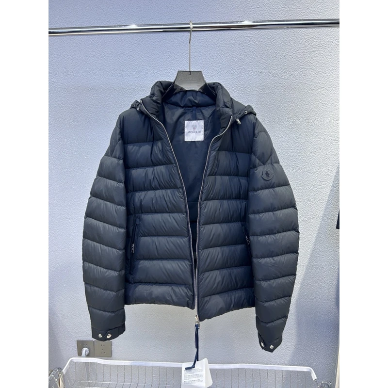 现货Moncler盟可睐 1A00106 1A00129 ARNEB黑标logo连帽羽绒服