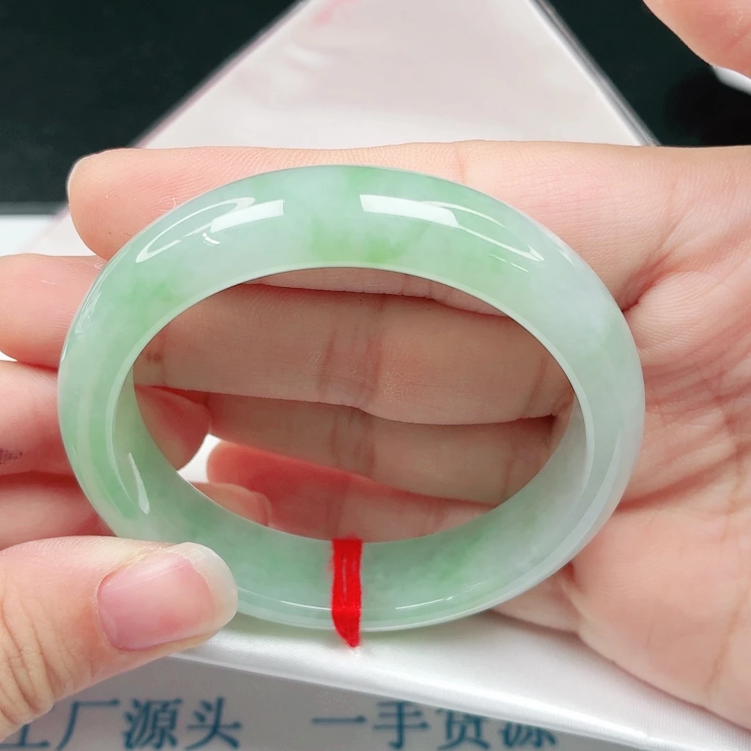 未镶嵌手镯翡翠翡翠