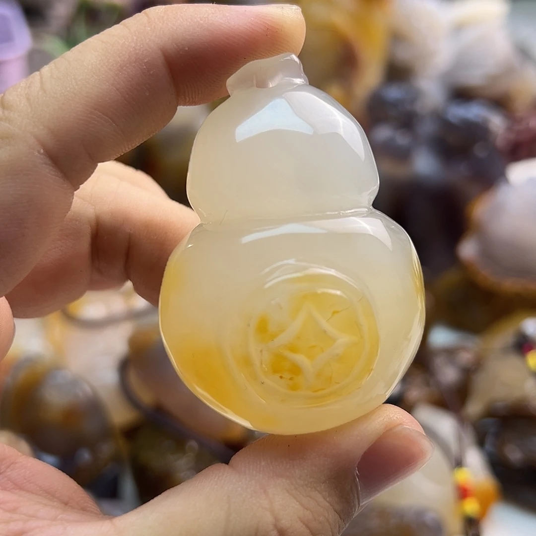 玛瑙/玉髓未镶嵌吊坠(不含链)