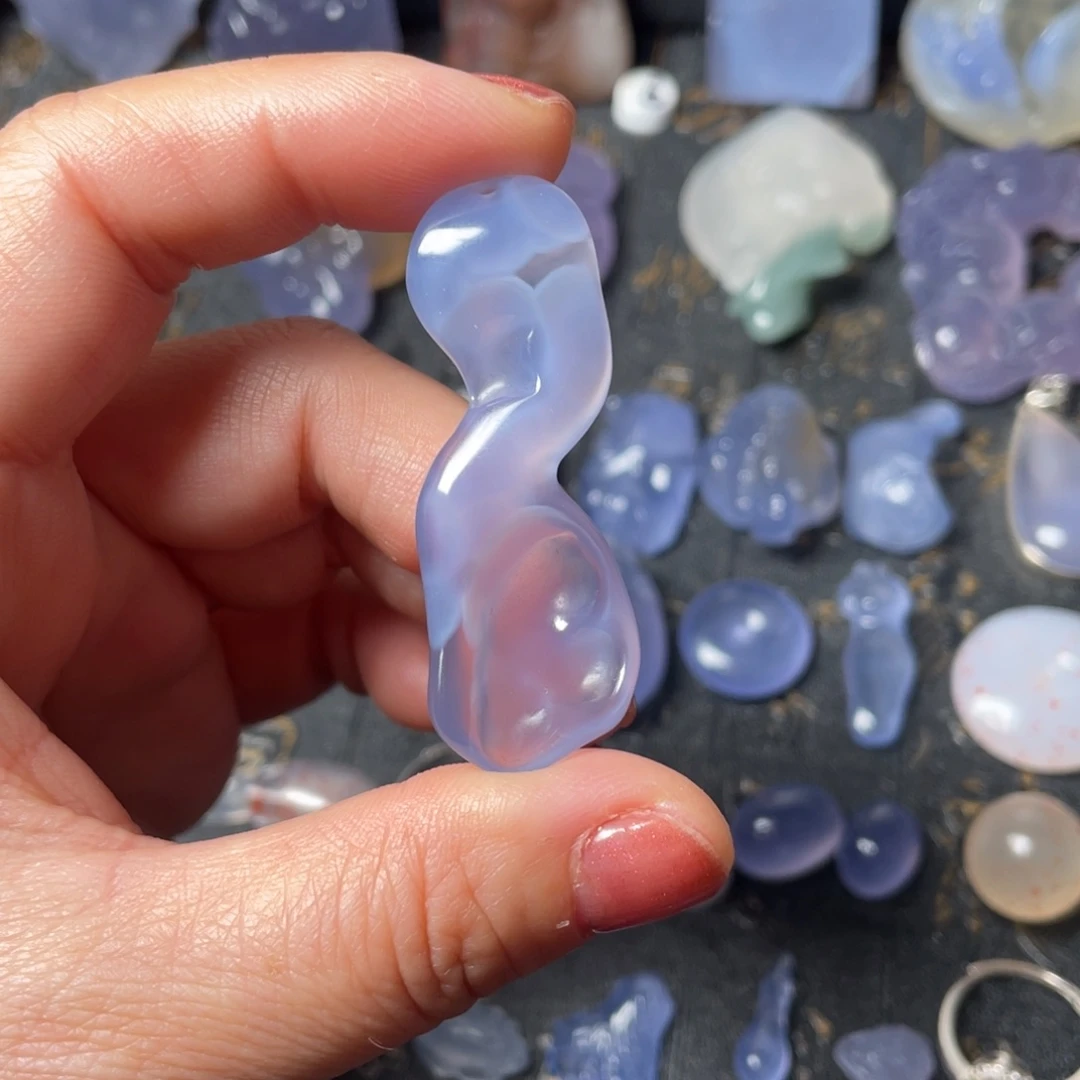 玛瑙/玉髓未镶嵌颈饰蓝玛瑙随行吊坠