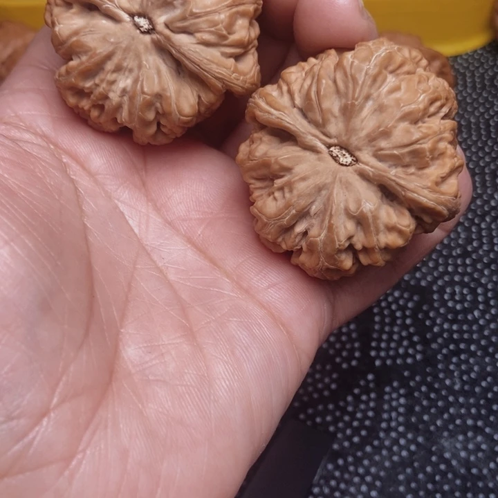 文玩核桃吊坠文玩14