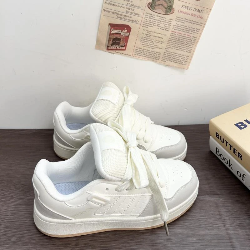港风原创奶油面包鞋子女春季新款学生百搭运动板鞋休闲小白鞋