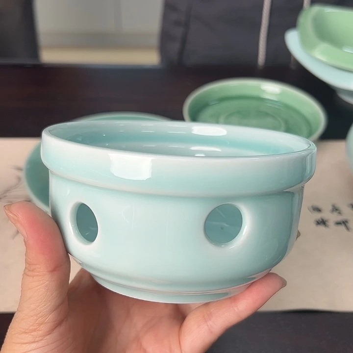 李***化龙泉云间青瓷小米茶器