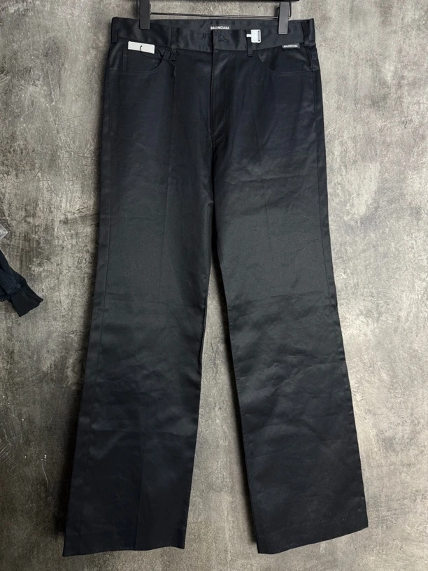 全新未使用 Balenciaga/巴黎世家 FIared微喇西裤/24379
