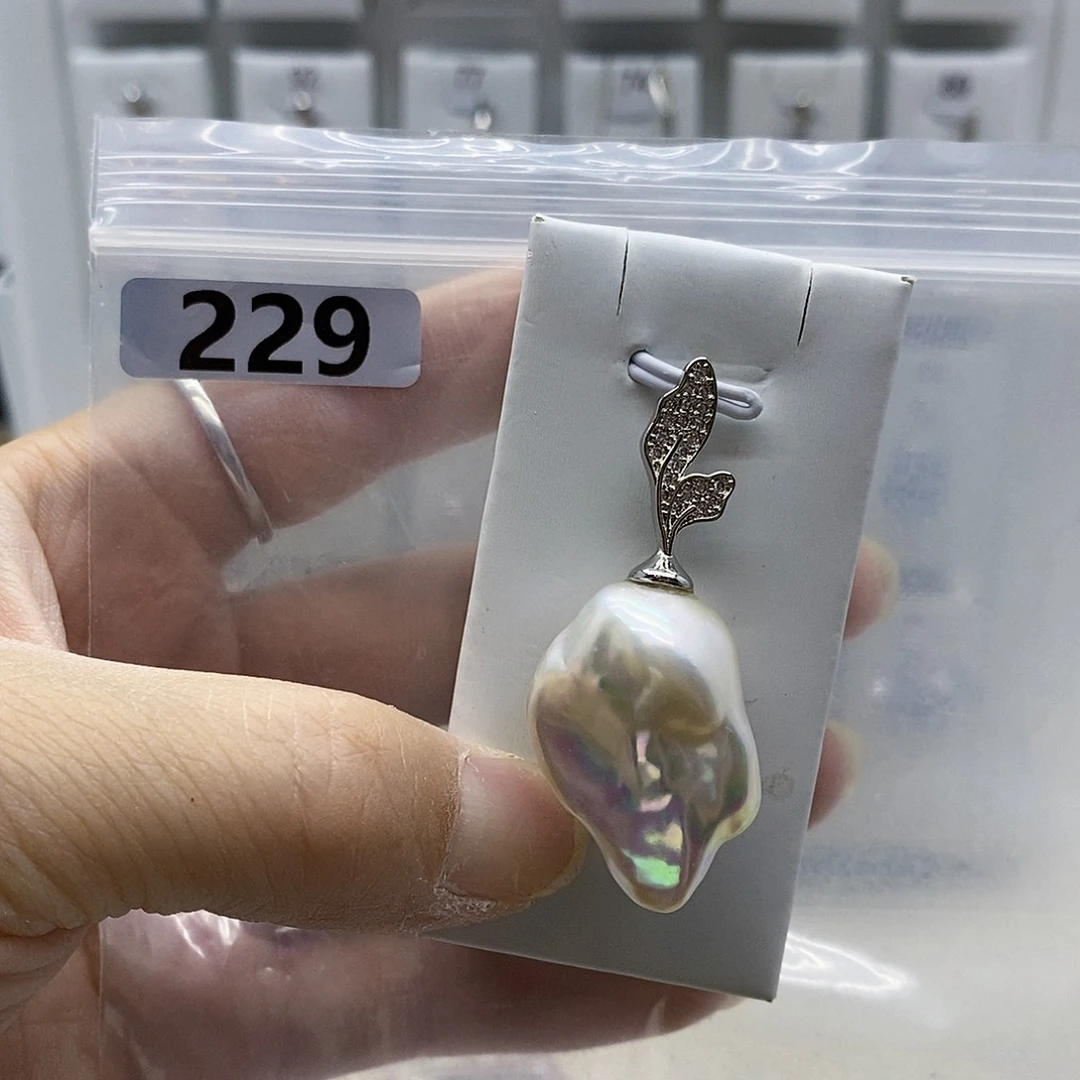颈饰合金淡水珍珠