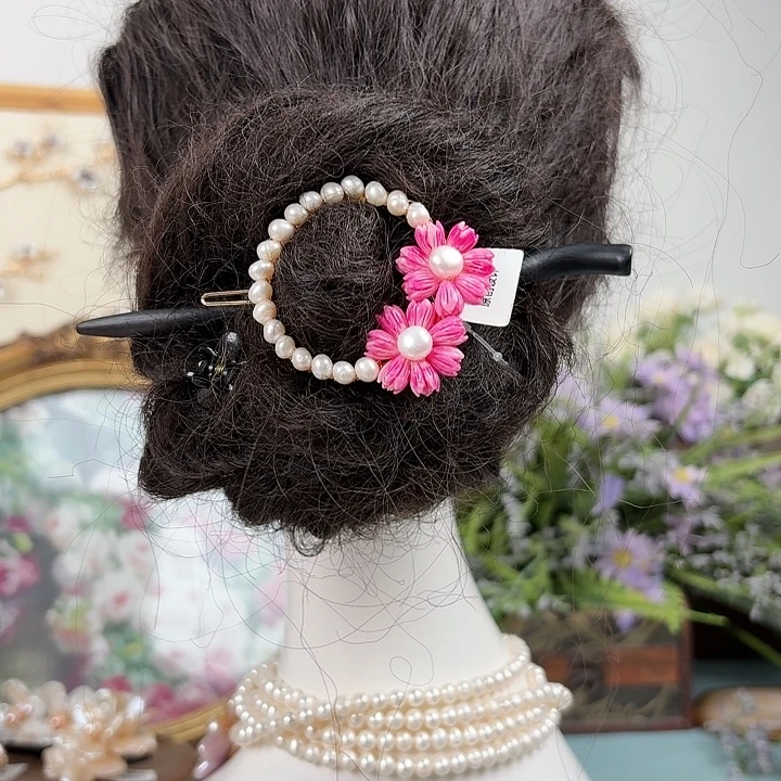 未镶嵌胸饰淡水珍珠