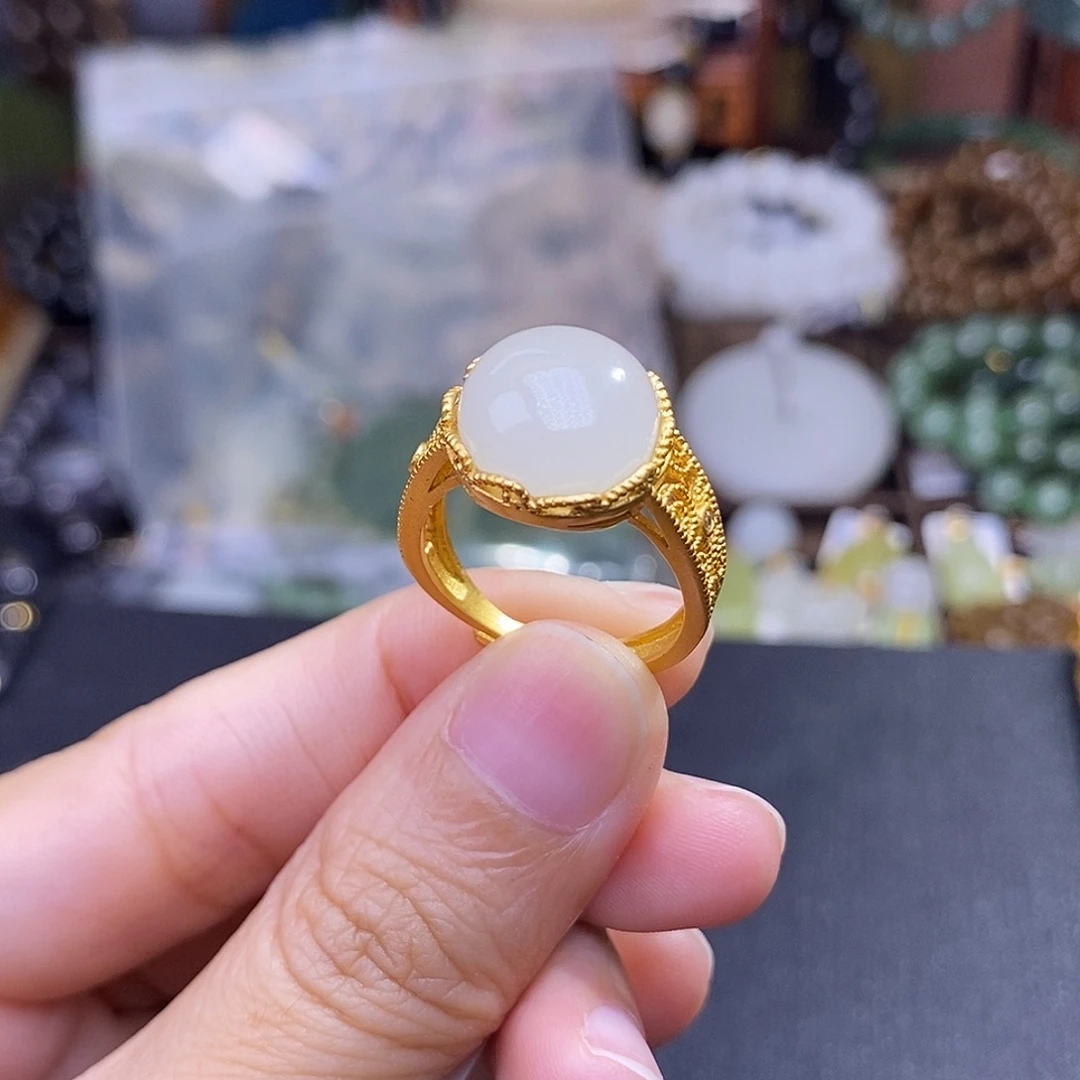 未镶嵌戒指和田玉孤品清货