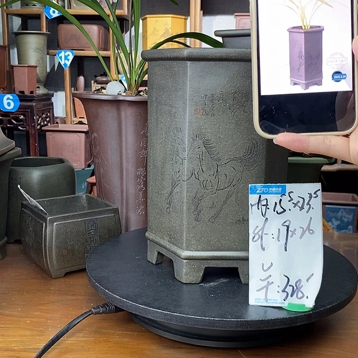 紫砂花盆天青泥六方骏马图