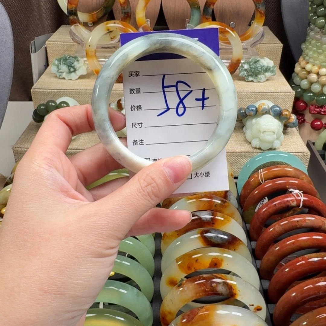 蛇纹石玉未镶嵌手镯724