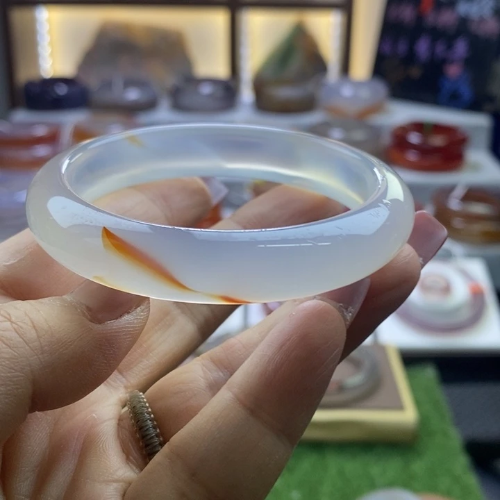 手镯玛瑙/玉髓未镶嵌