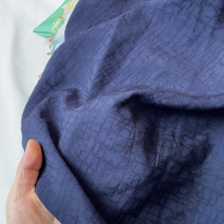 天丝（莱赛尔纤维）深藏蓝色提花2米