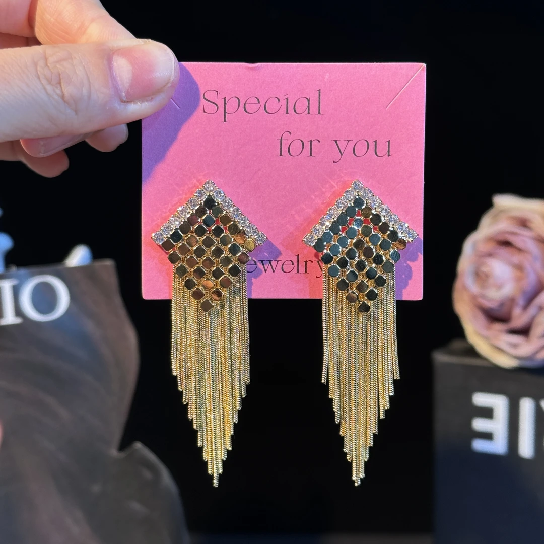 铜合金耳饰 沐晴】秋冬新款时尚大气长款流苏耳环气质亮片耳坠耳钉