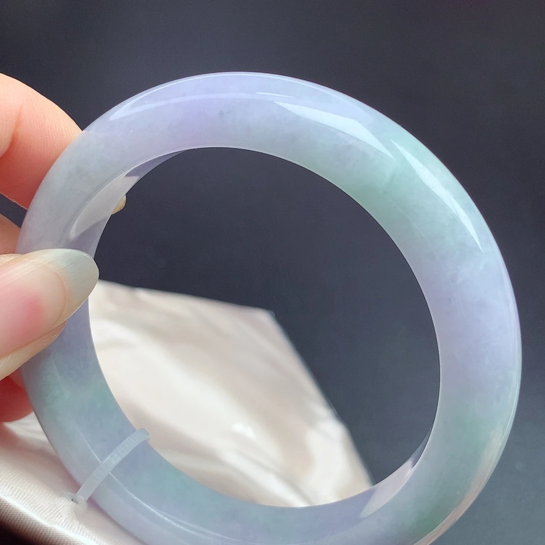 翡翠未镶嵌手镯56圈口