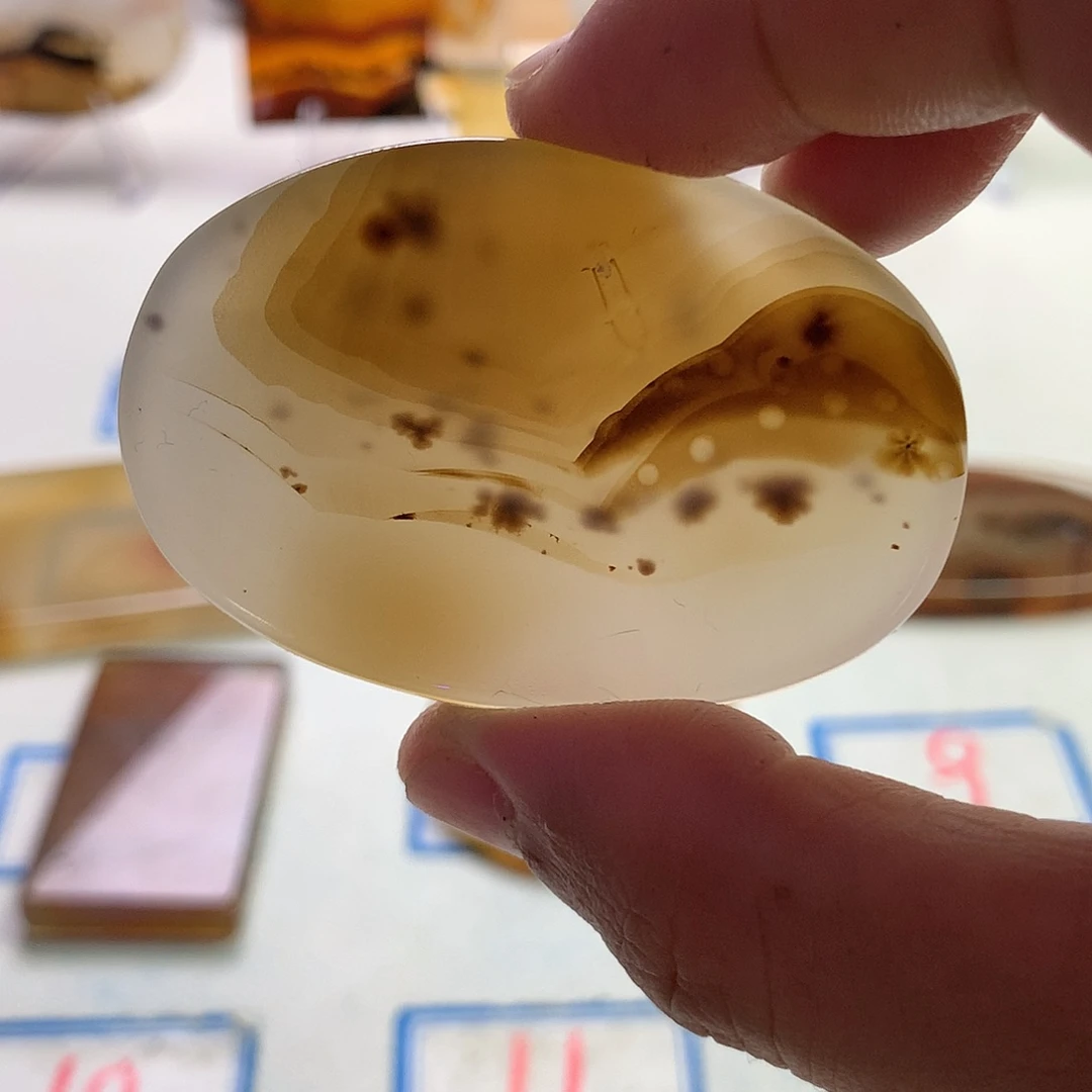 玛瑙/玉髓未镶嵌珠宝半成品