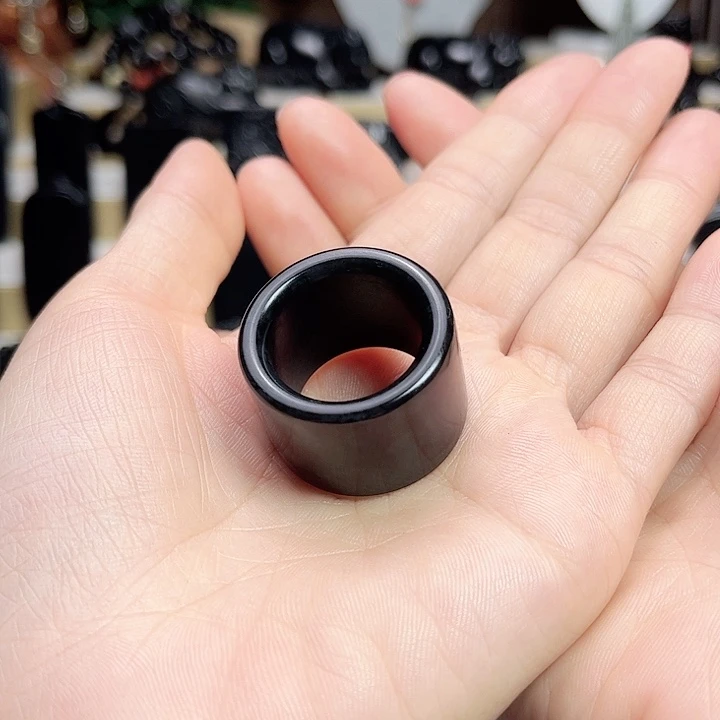 和田玉（墨玉）未镶嵌颈饰22.2