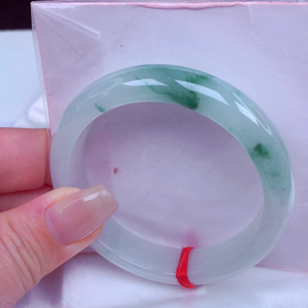 翡翠未镶嵌手镯手镯