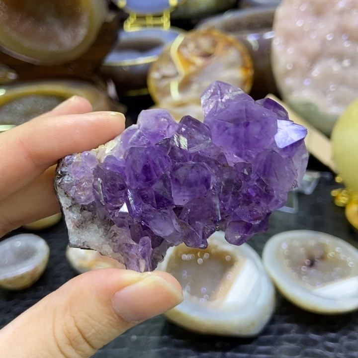 未镶嵌珠宝半成品水晶