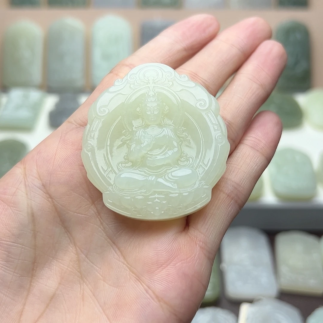 颈饰未镶嵌和田玉