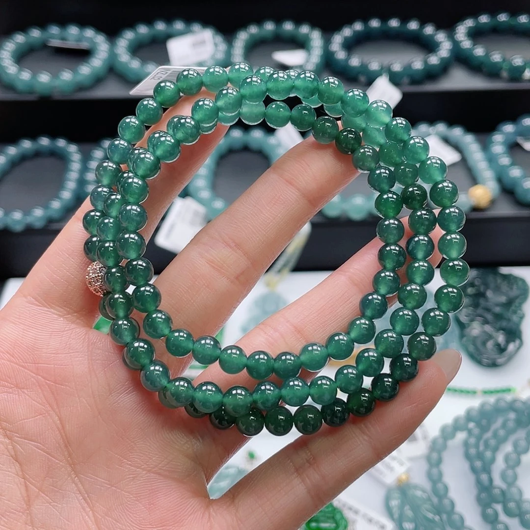 翡翠未镶嵌颈饰卡5.8