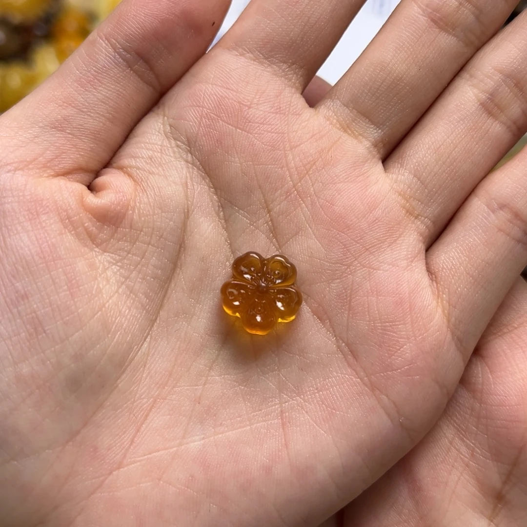 *****琥珀未镶嵌裸石天然琥珀