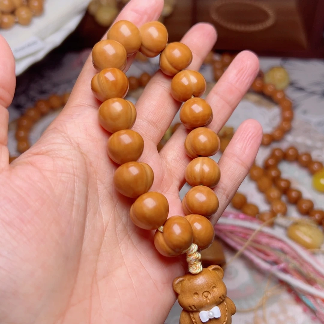 吊坠猴头核桃屁桃手持