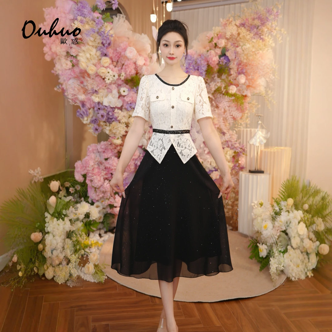 2025年夏季新款时尚拼接蕾丝减龄设计感连衣裙OHDRI06073