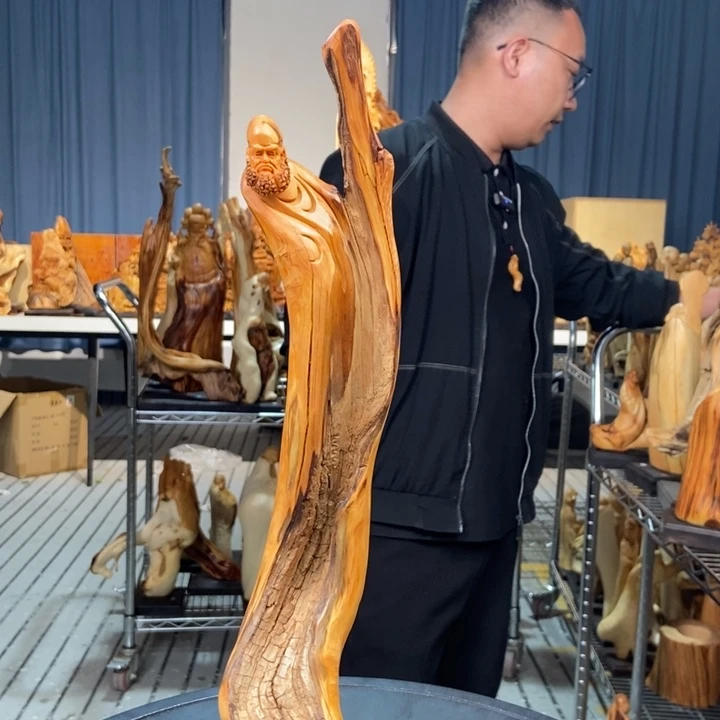 柏木（崖柏）随型摆件