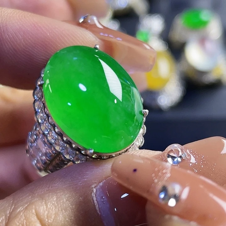 吐***8定制翡翠未镶嵌865486558955588