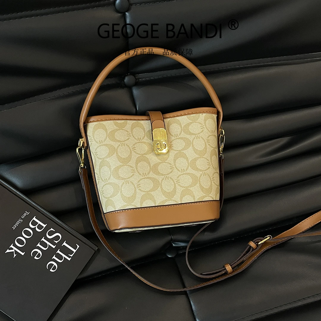 百搭高级感潮流简约印花单肩包百搭斜挎包撞色水桶包女士