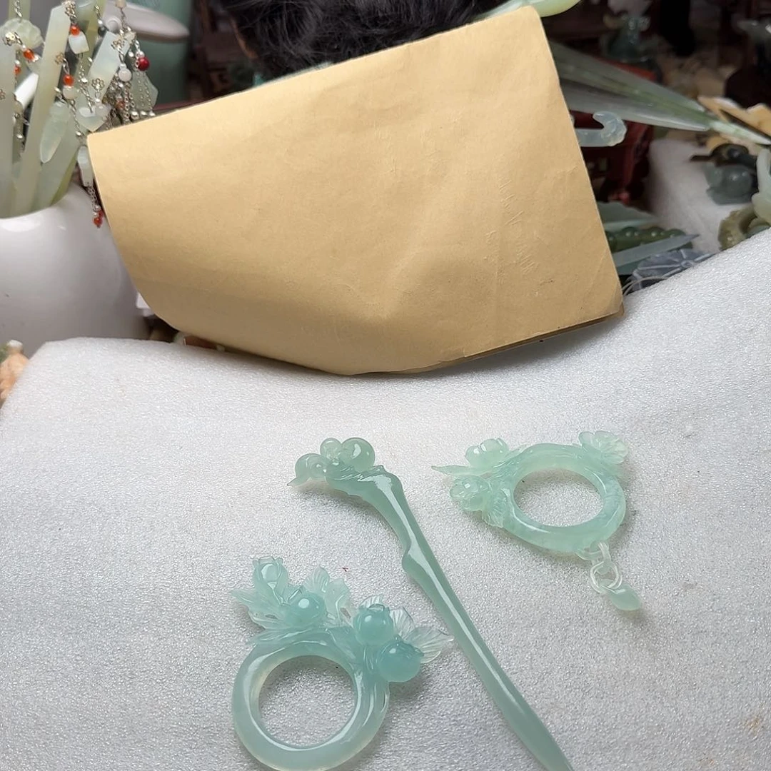 *****合金蛇纹石玉发饰
