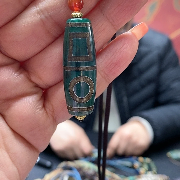 玛瑙/玉髓颈饰合金