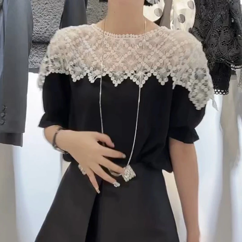 2025韩系夏季时尚气质高级感时尚洋气黑色拼接蕾丝衫LK2503402