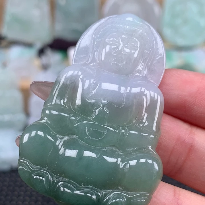 颈饰未镶嵌翡翠观音