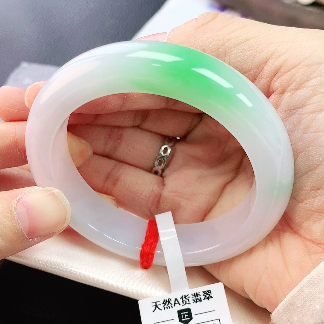 未镶嵌手镯翡翠55轮胎