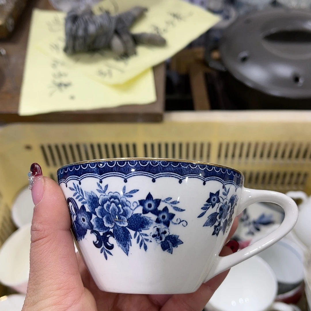 瓷片W****n我不在这里干什么都不行