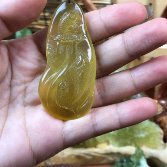 未镶嵌蛇纹石玉颈饰