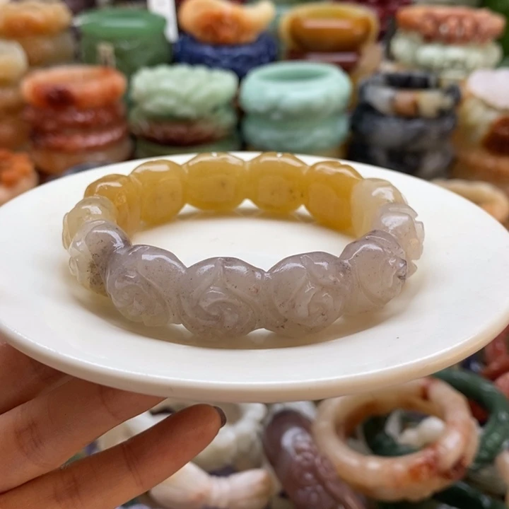石英岩玉未镶嵌手镯圈口59