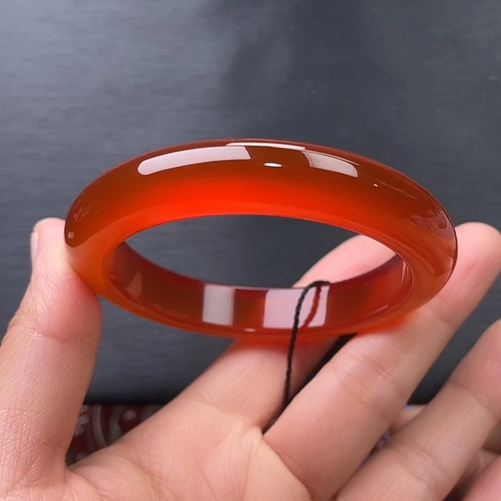 玛瑙/玉髓未镶嵌手镯57圈口