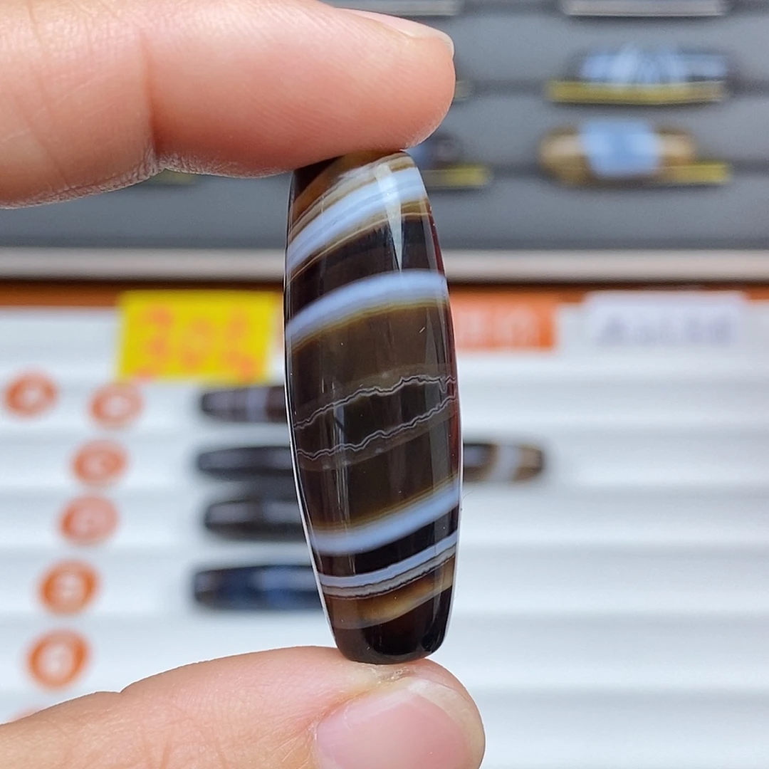 玛瑙/玉髓未镶嵌珠宝半成品