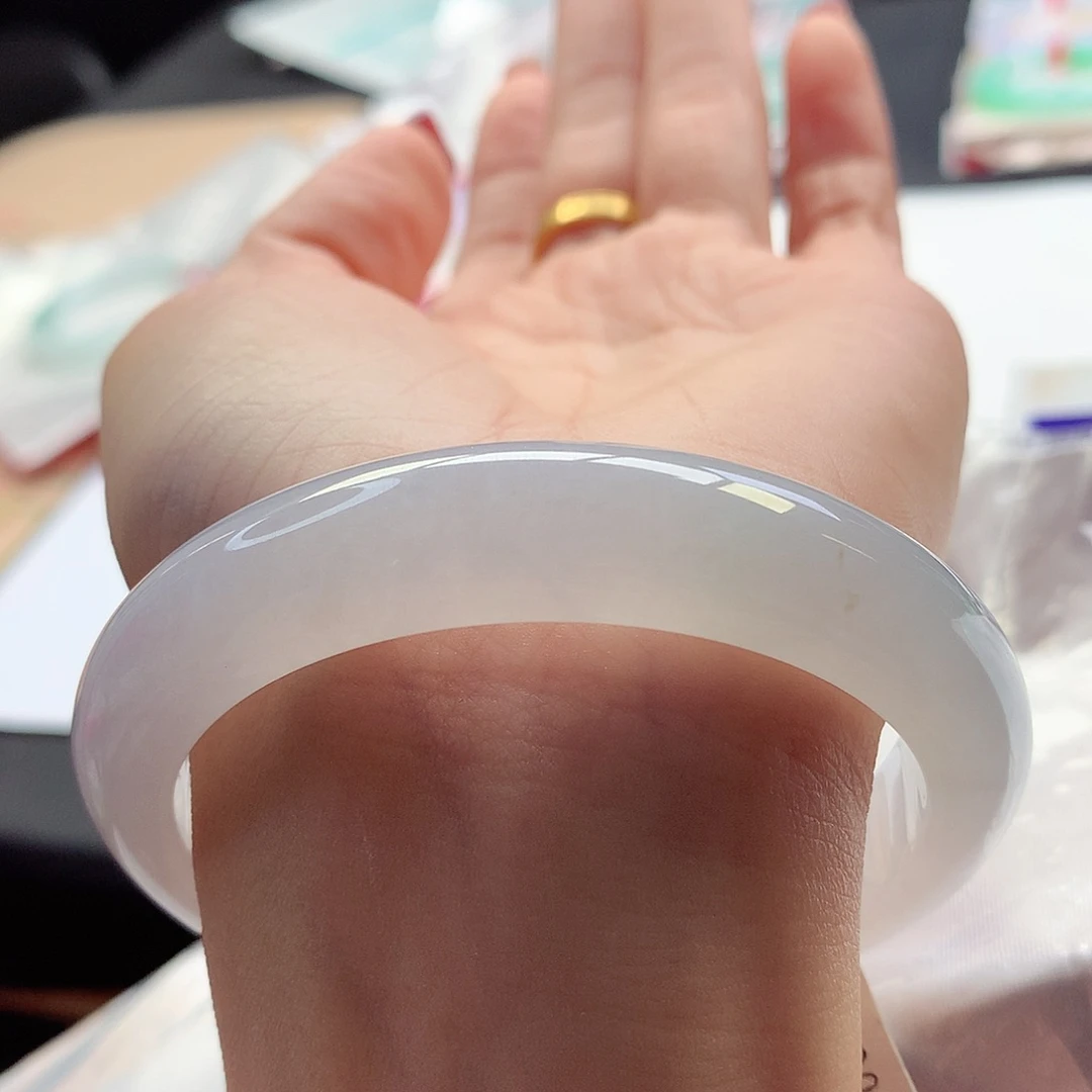 翡翠手镯未镶嵌58-59圈口白冰经典百搭款