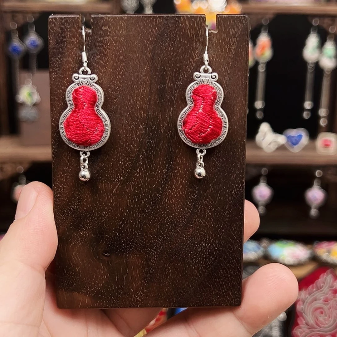 黄铜925银布艺手工刺绣