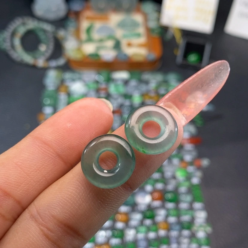 【闪购商品】翡翠挂件未镶嵌甜甜圈