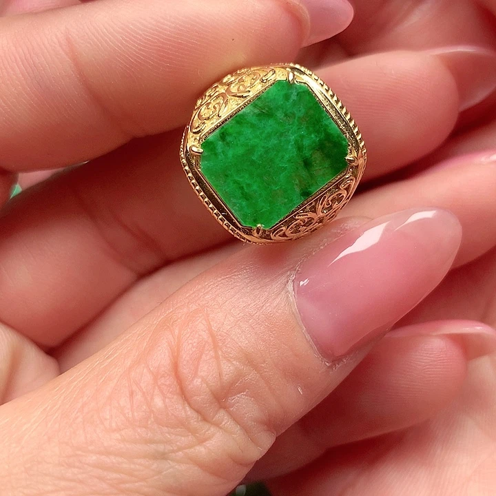 翡翠颈饰银S925镶嵌翡翠