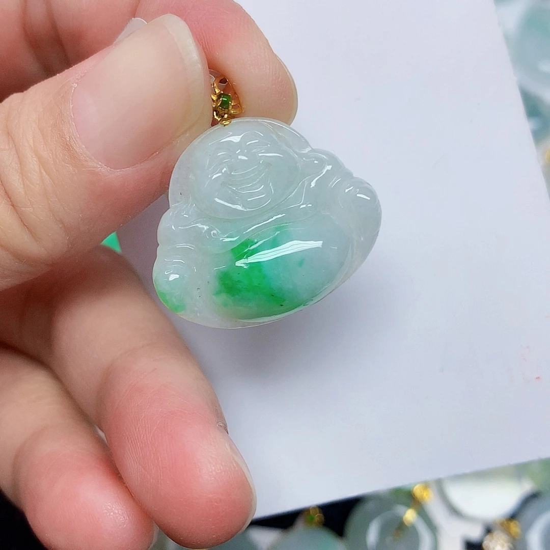 翡翠18K金镶嵌颈饰3677875