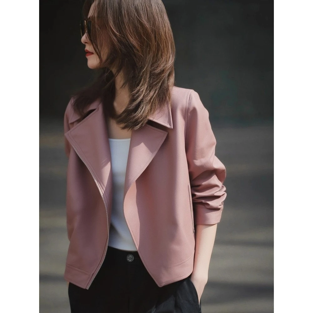 粉色西装短外套女款2025秋新款皮衣小个子高级不撞款通勤气质上衣