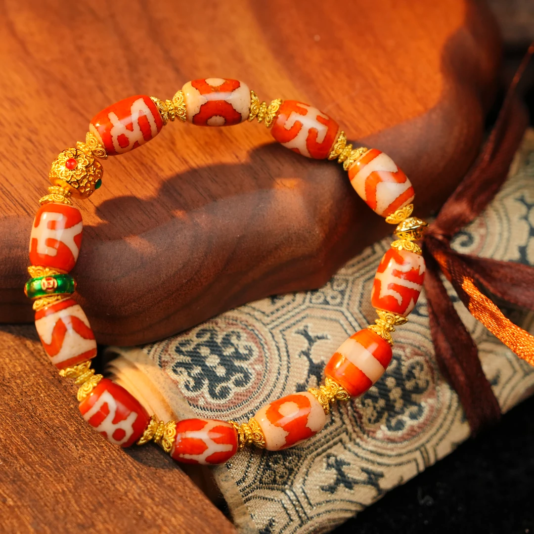 春风化雨 红肉多宝珠珠玛瑙手串LXR0100231