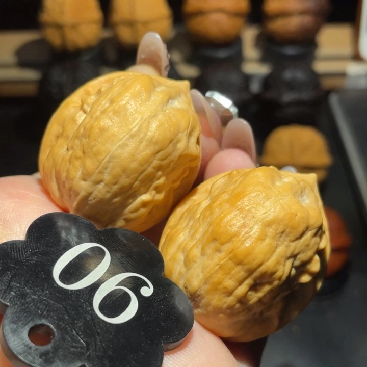 马头琴37尺寸核桃。