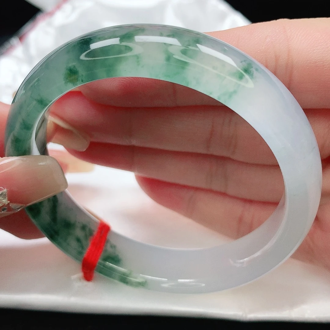 翡翠手镯未镶嵌缅甸天然A货翡翠