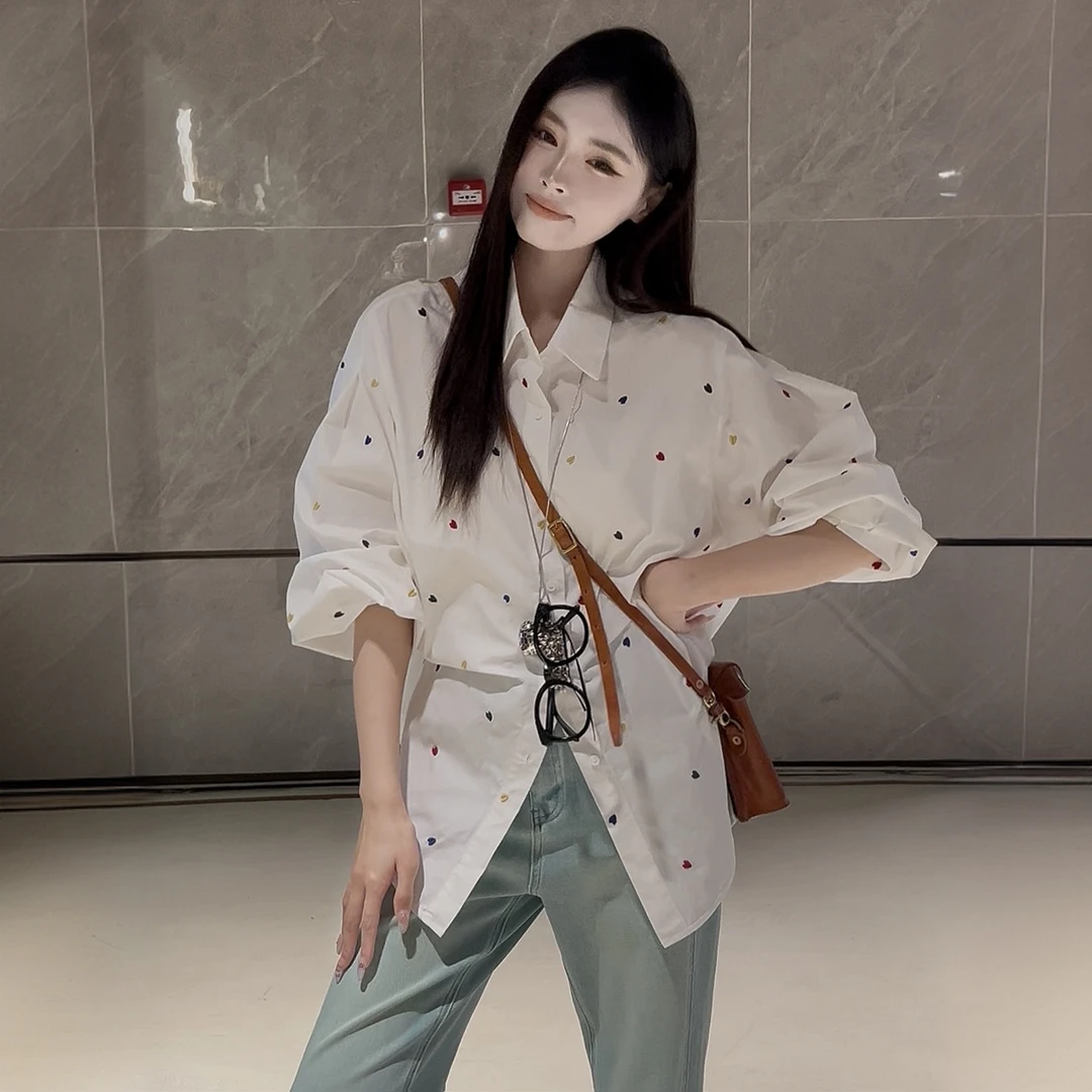 2025春秋款新中式娃娃领重工爱心刺绣衬衫女宽松显瘦上衣2516#