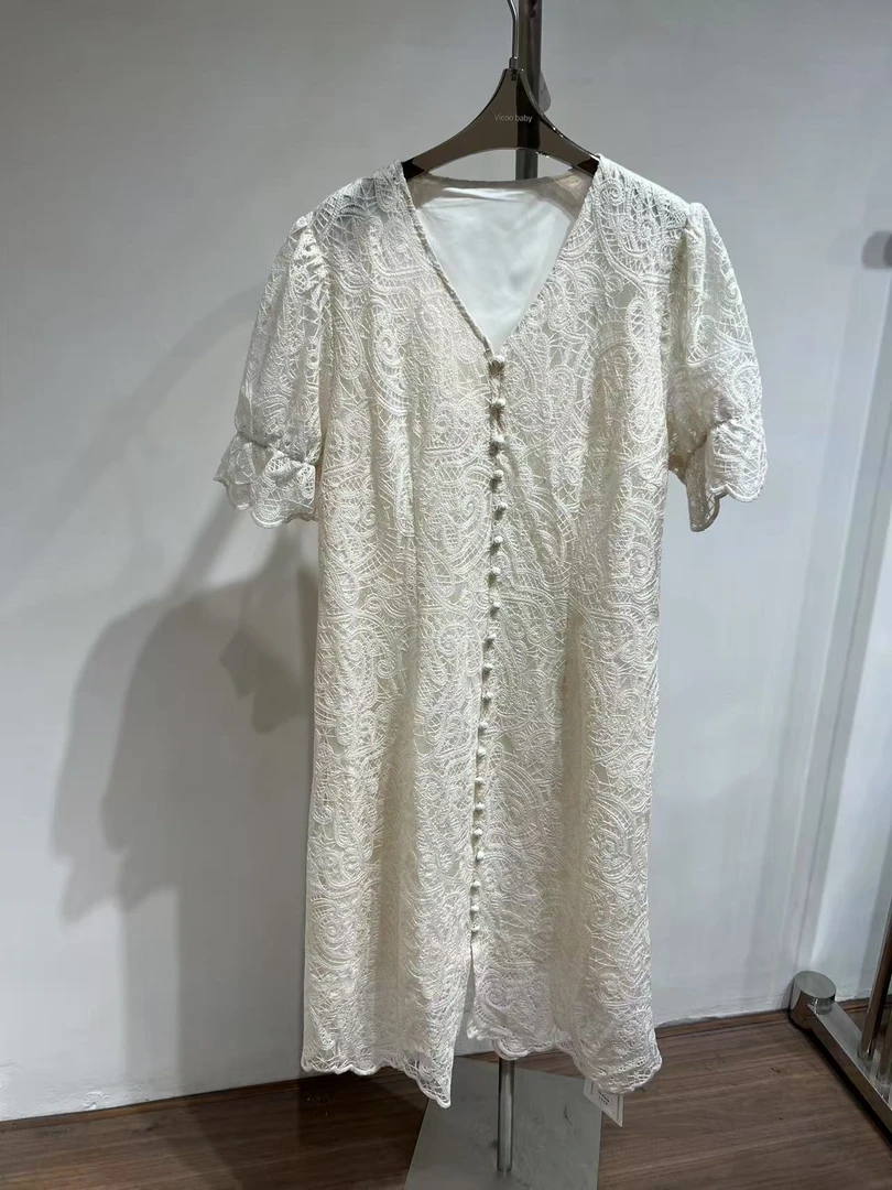 法式风格白色镂空蕾丝刺绣收腰显瘦优雅气质连衣裙女（XK010）